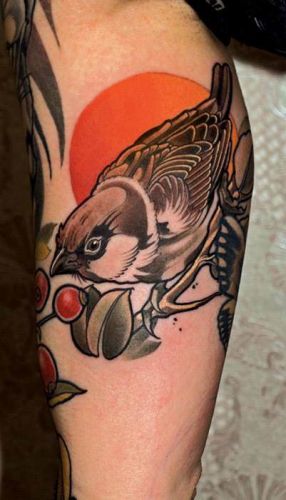 Vogel-Sonne-Tattoo