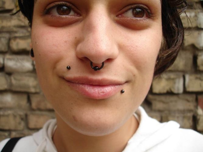 Lippen Piercings März 07 010