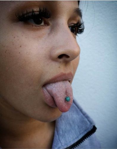 bling bling zungenpiercingberlin
