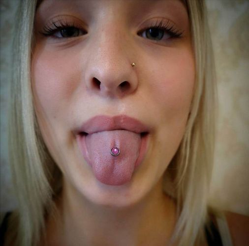 sexy zungenpiercing berlin_4