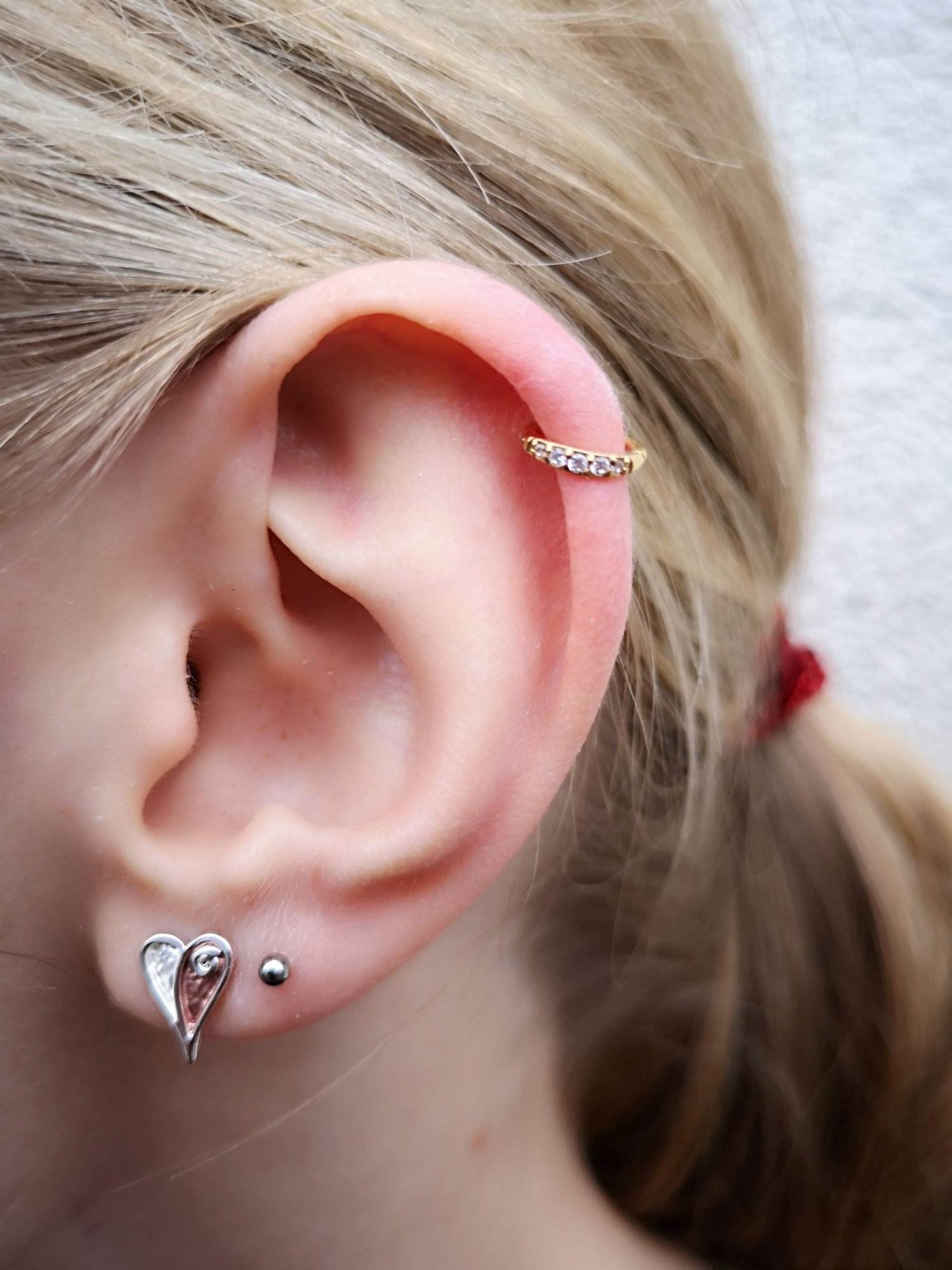 Helix Piercing stechen Bedeutung Arten Pflegetipps Material Kosten